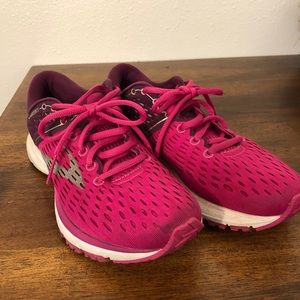 Brooks Running Sneakers